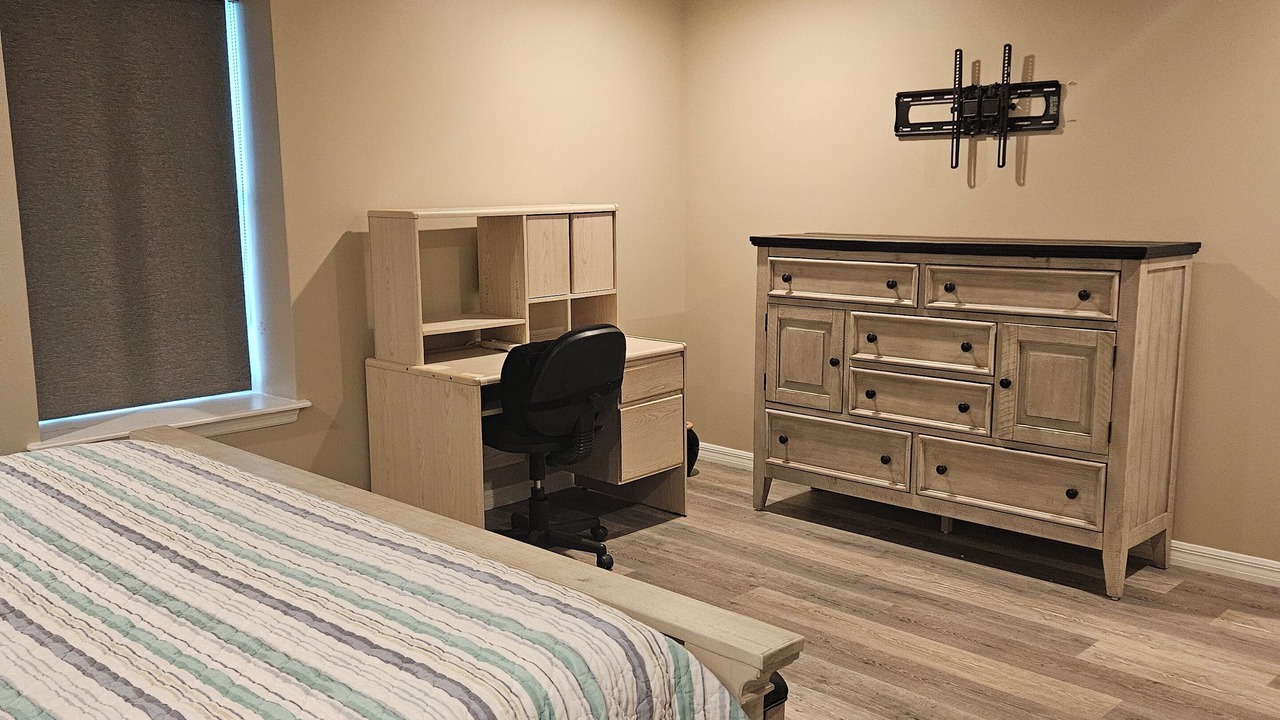 Photo of Bedroom in Moore Haven
