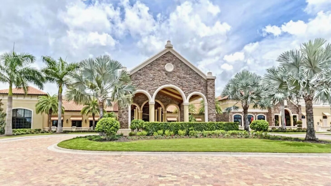 Photo of Outdoor in Naples