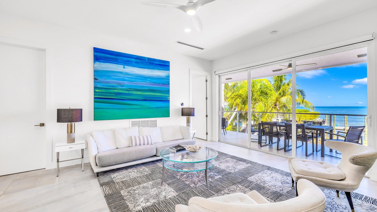 Photo of Livingroom in Islamorada