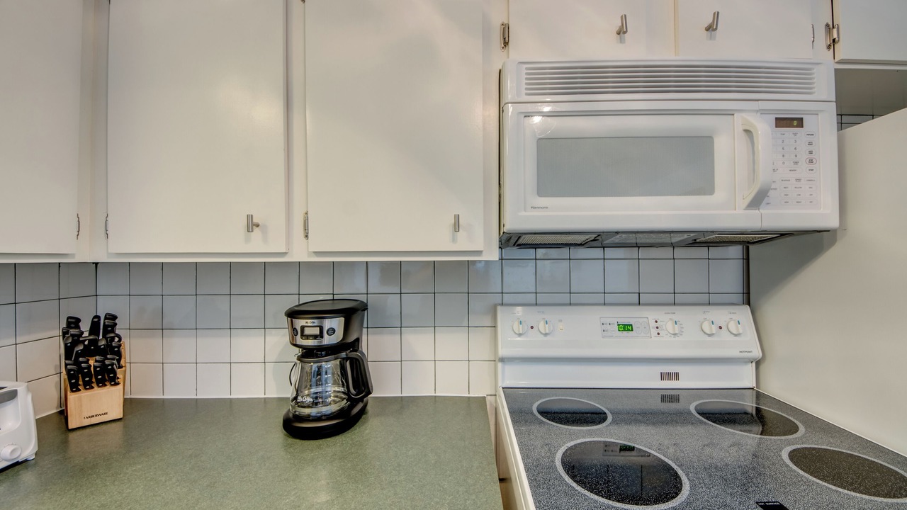 Photo of Kitchen in Mid Island