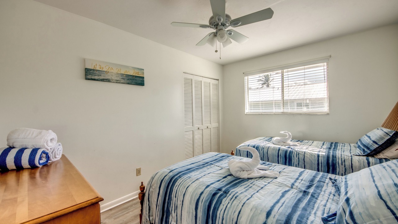 Photo of Bedroom in Mid Island