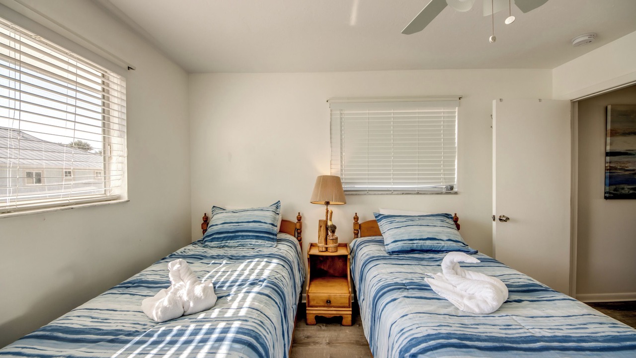 Photo of Bedroom in Mid Island