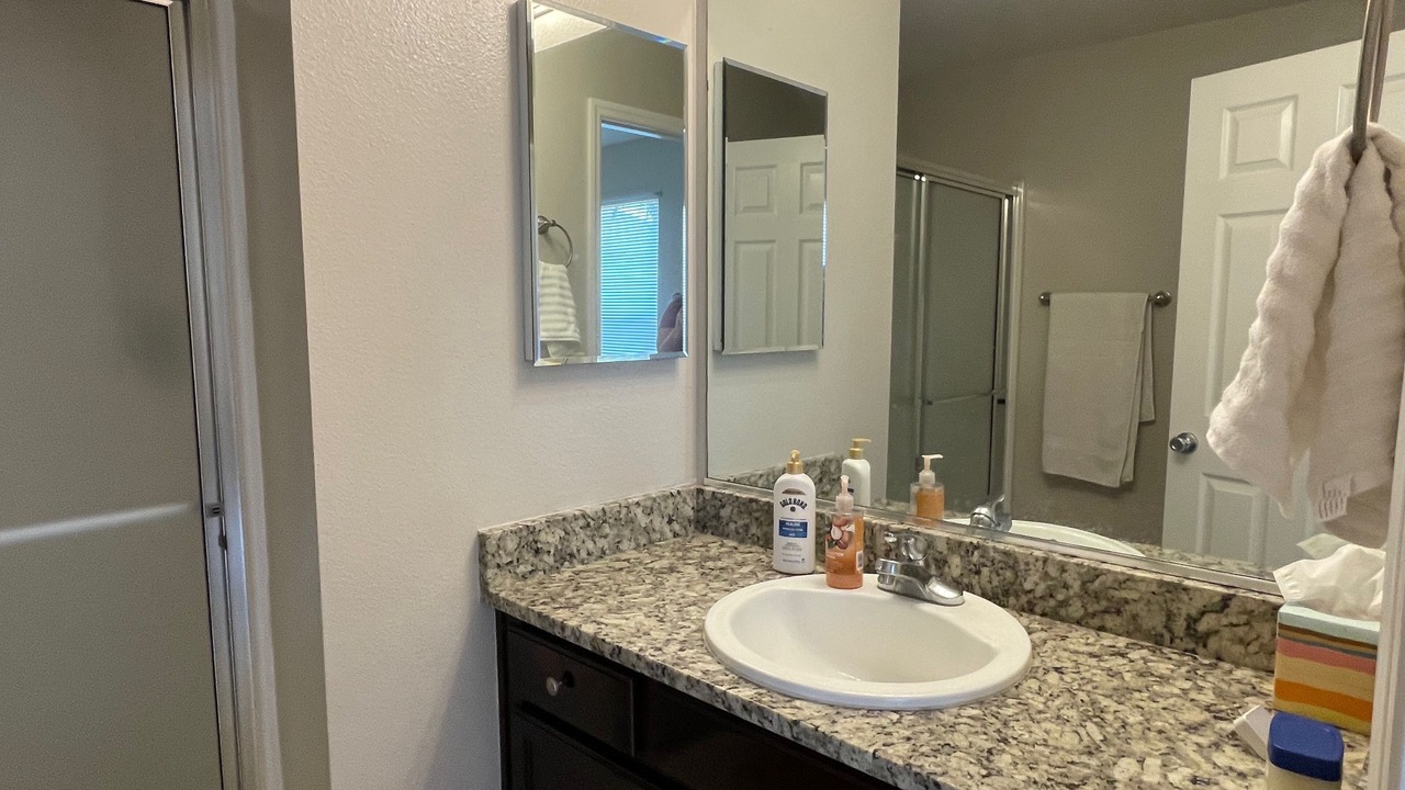 Photo of Bathroom in Duval