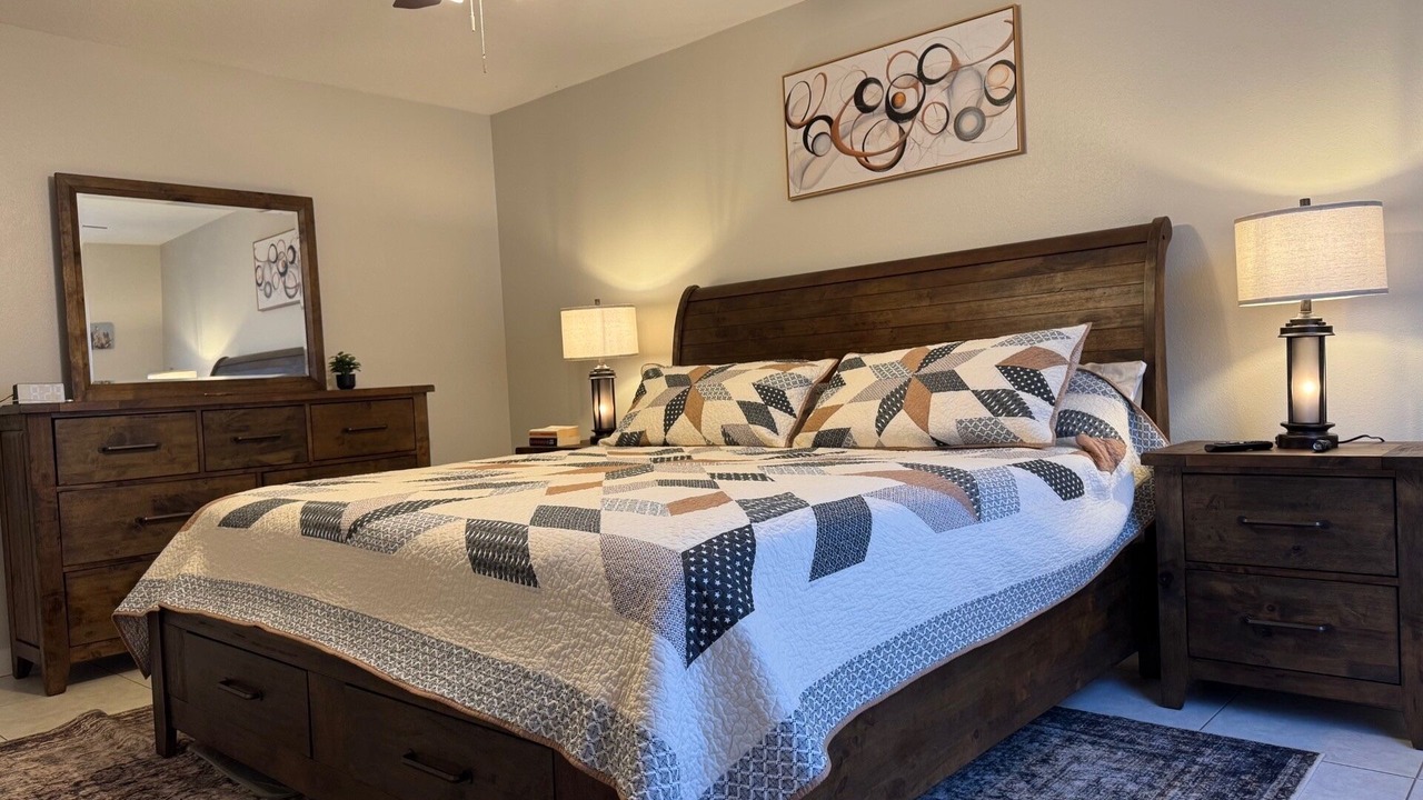 Photo of Bedroom in Duval