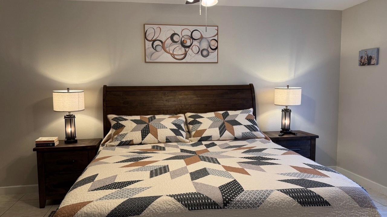 Photo of Bedroom in Duval
