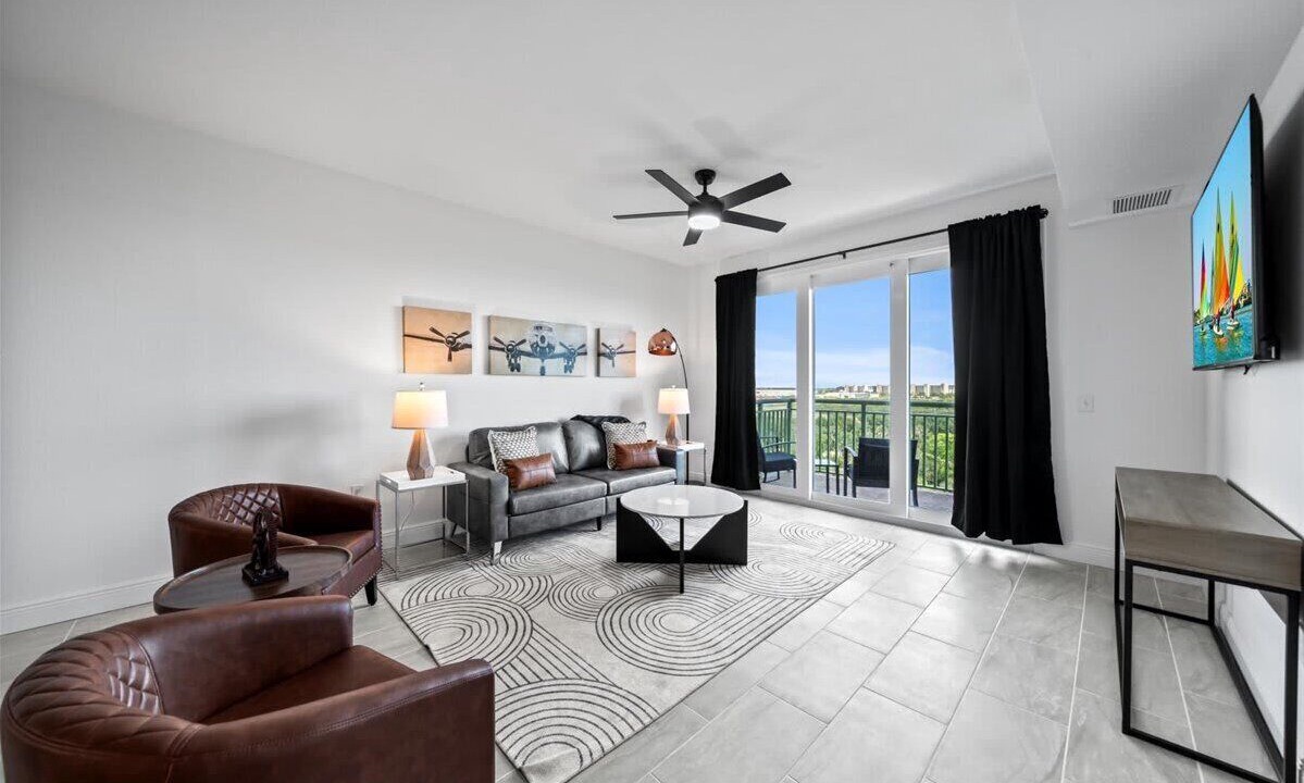 Photo of Livingroom in Merritt Island