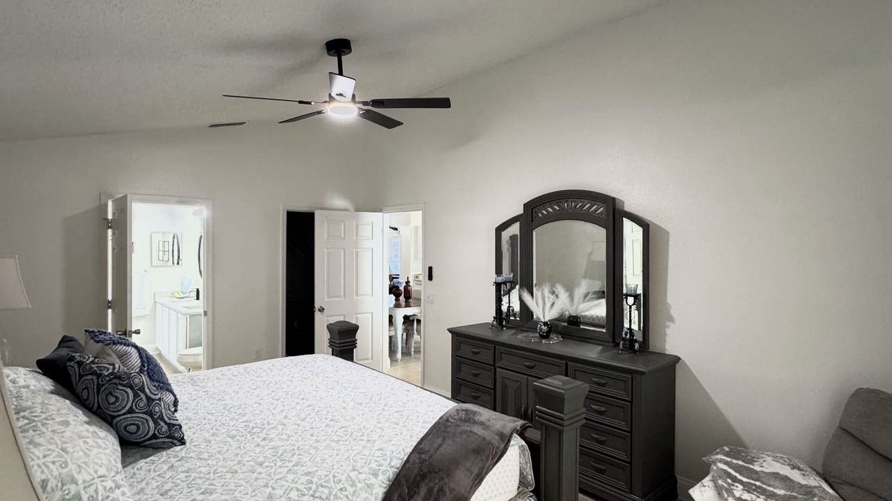 Photo of Bedroom in Deltona Lakes
