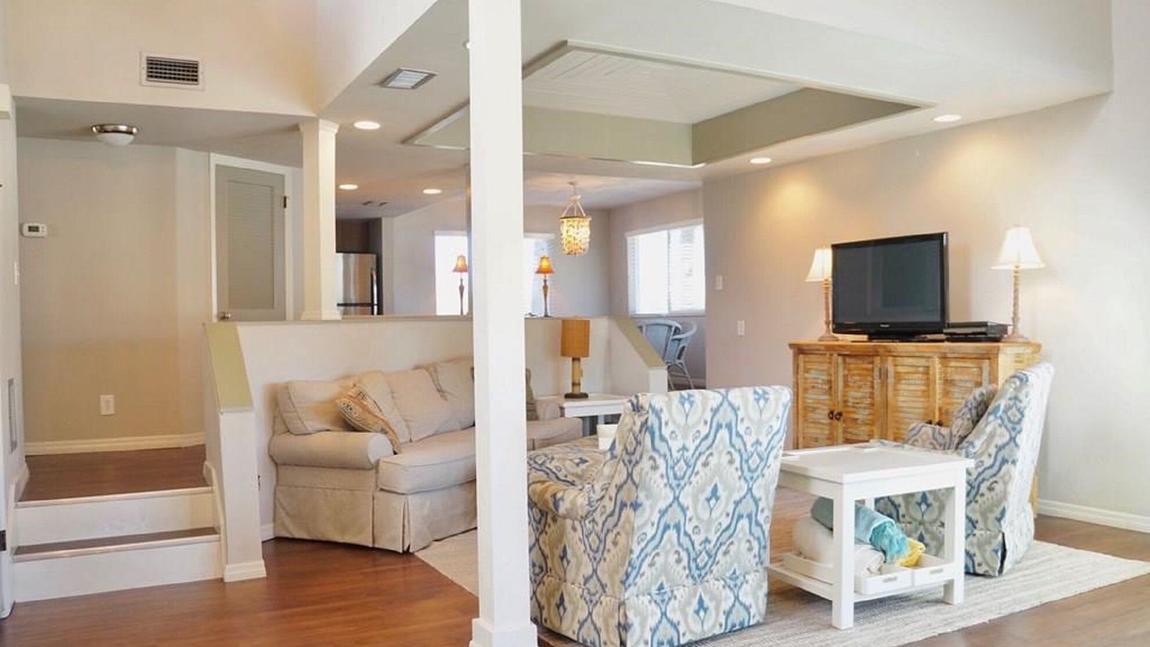 Photo of Livingroom in Marineland Acres