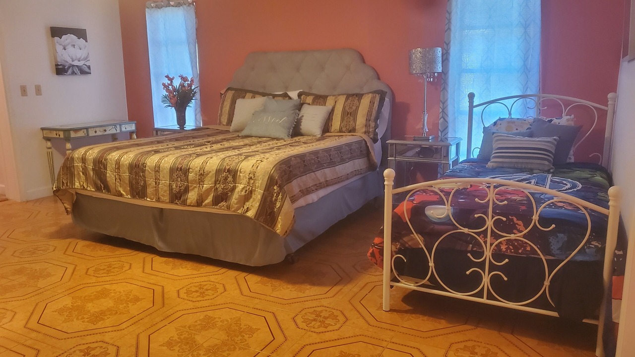 Photo of Bedroom in Trailer Estates