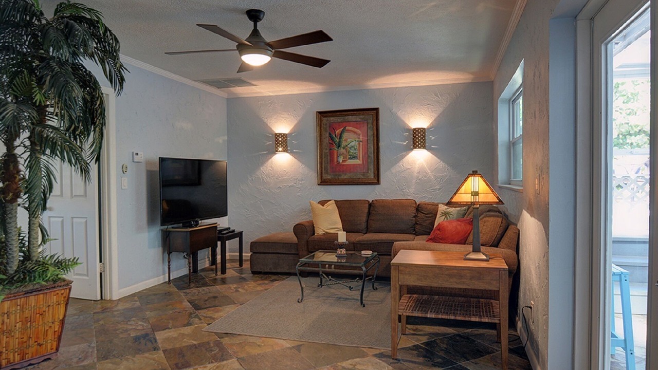 Photo of Livingroom in Jensen Beach