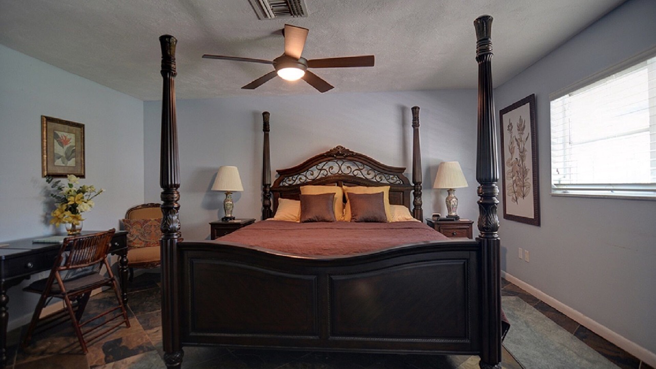Photo of Bedroom in Jensen Beach