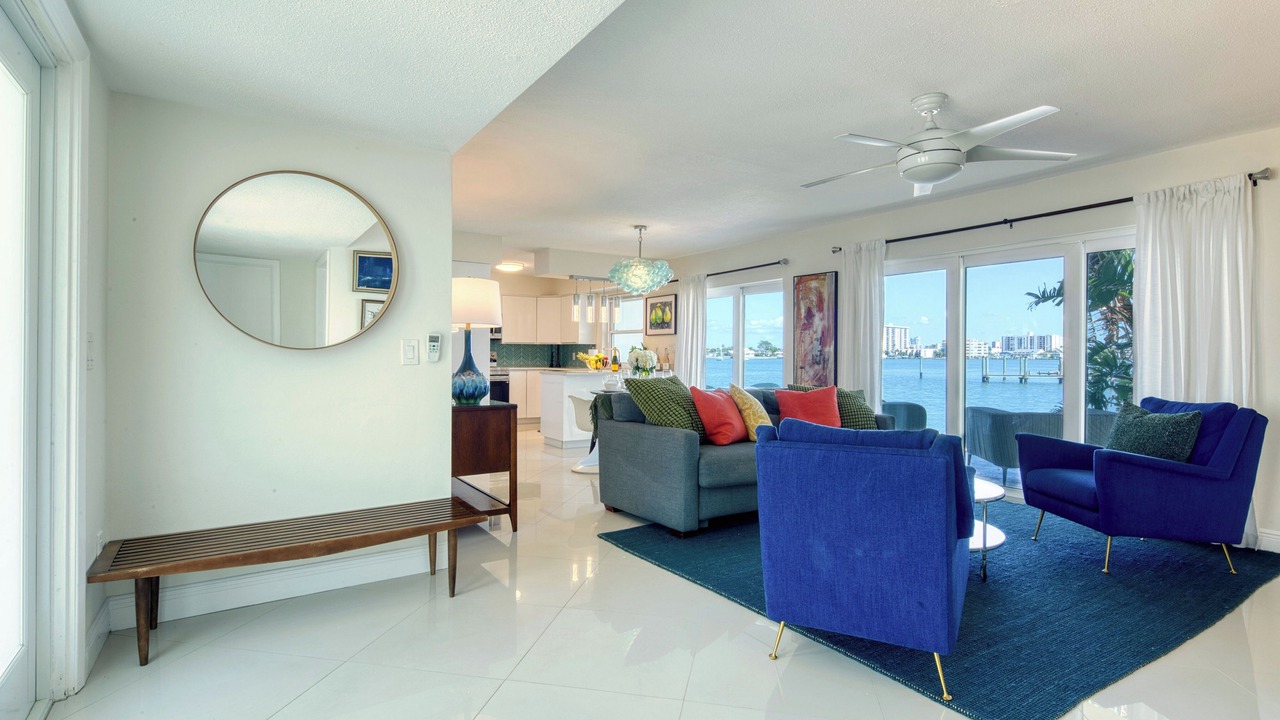 Photo of Livingroom in Bay Esplanade