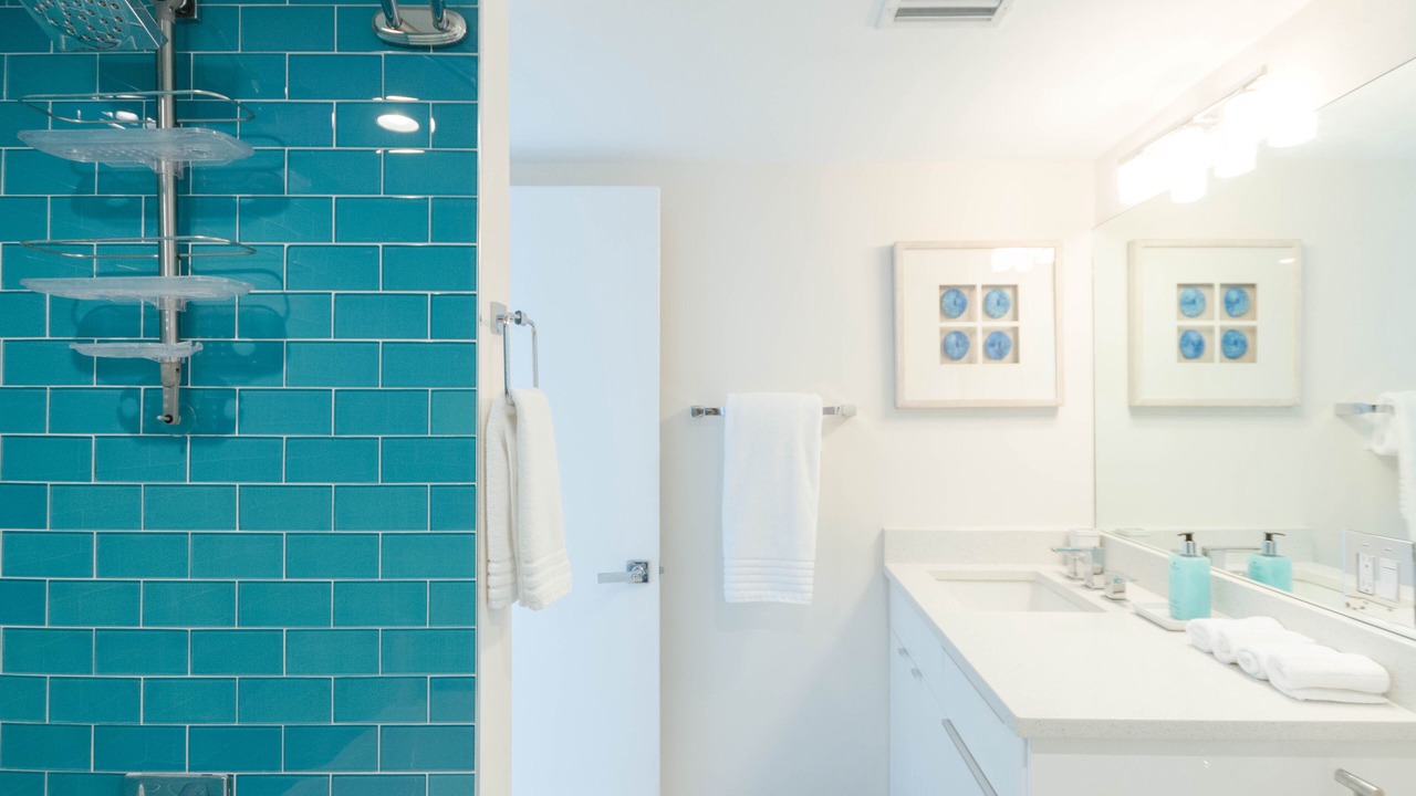 Photo of Bathroom in Bay Esplanade