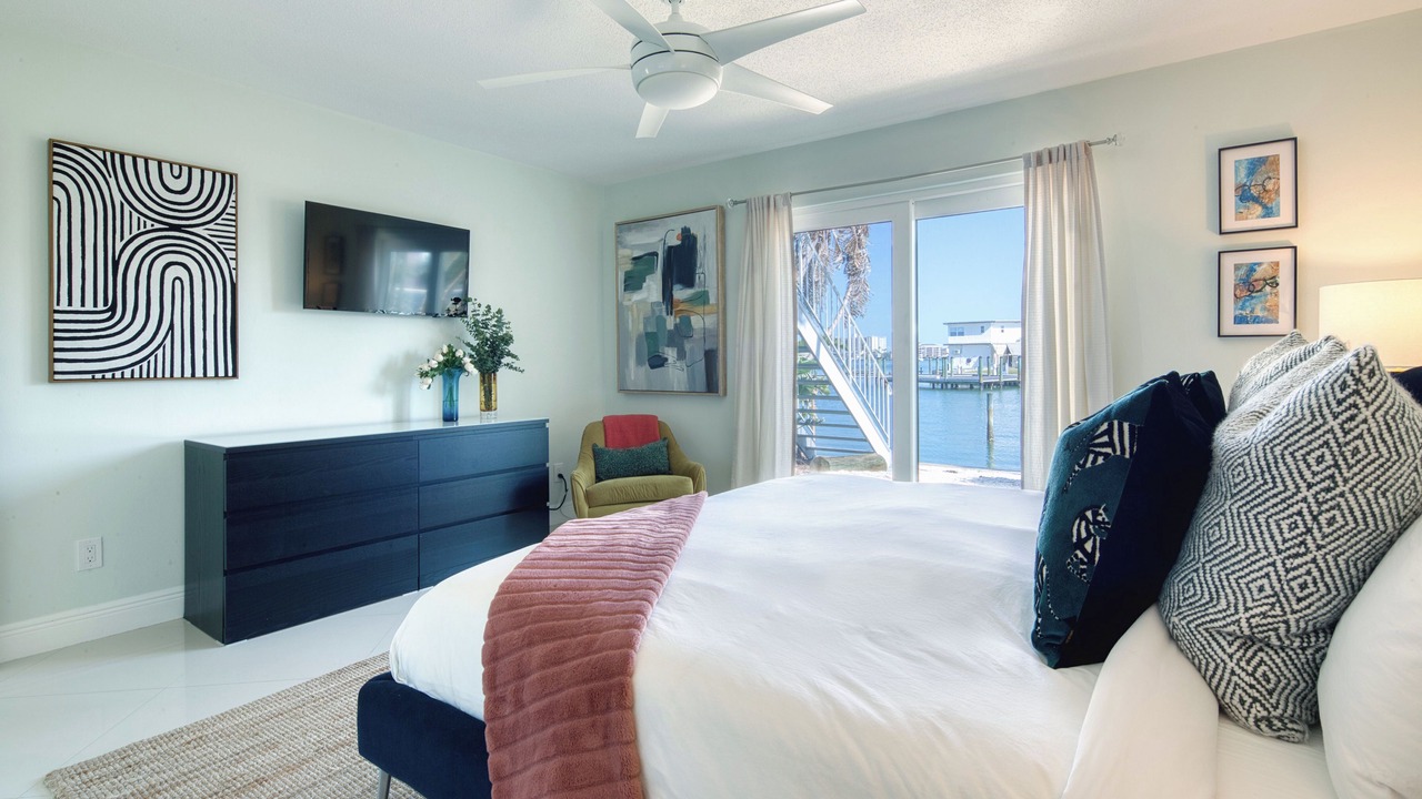 Photo of Bedroom in Bay Esplanade