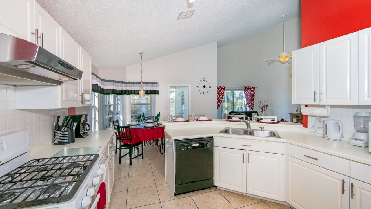 Photo of Kitchen in West Kissimmee