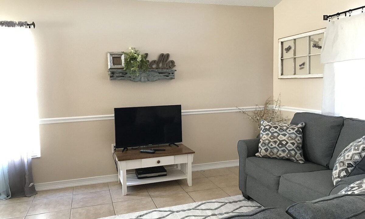 Photo of Livingroom in Lake Berkley
