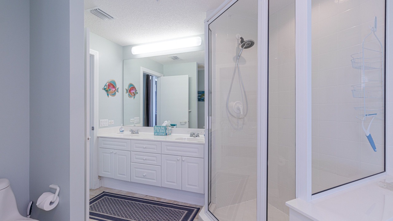 Photo of Bathroom in Navarre Beach
