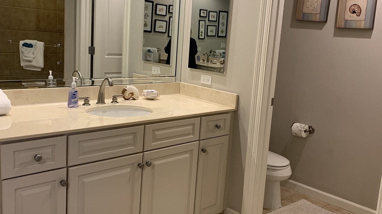 Photo of Bathroom in Ono Island