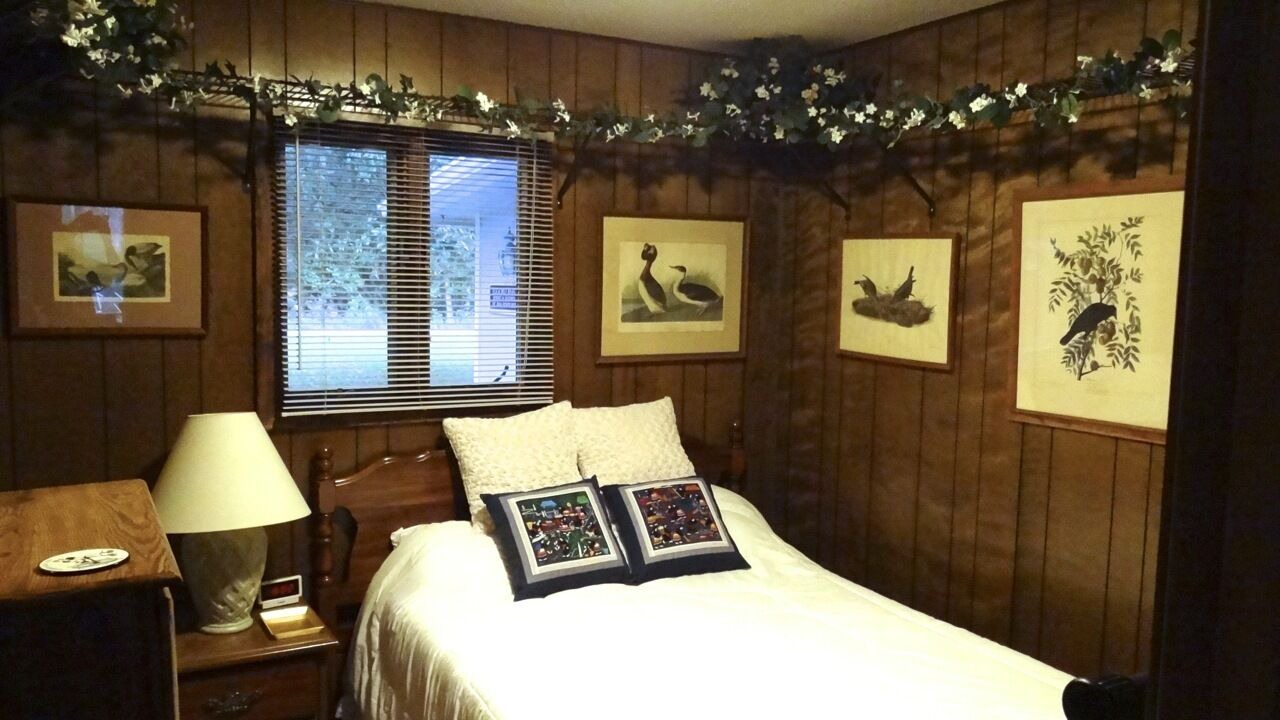 Photo of Bedroom in Lamont