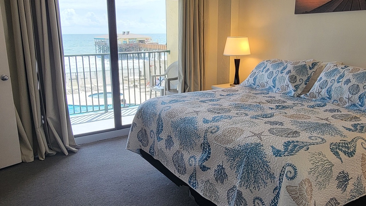 Photo of Bedroom in Daytona Beach Shores