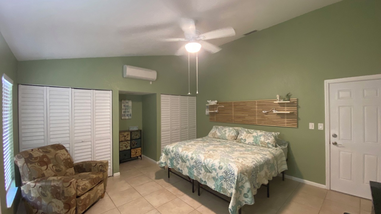 Photo of Bedroom in Seminole