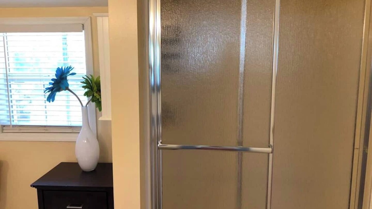 Photo of Bathroom in Golden Beach