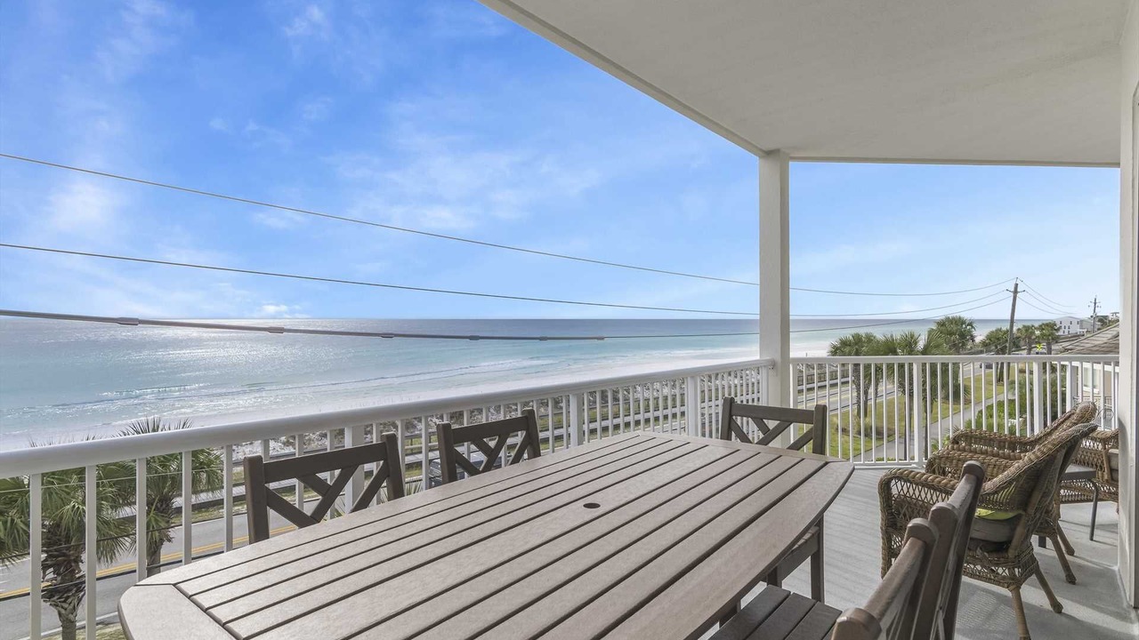 Photo of Outdoor in Avalon Beach Estates