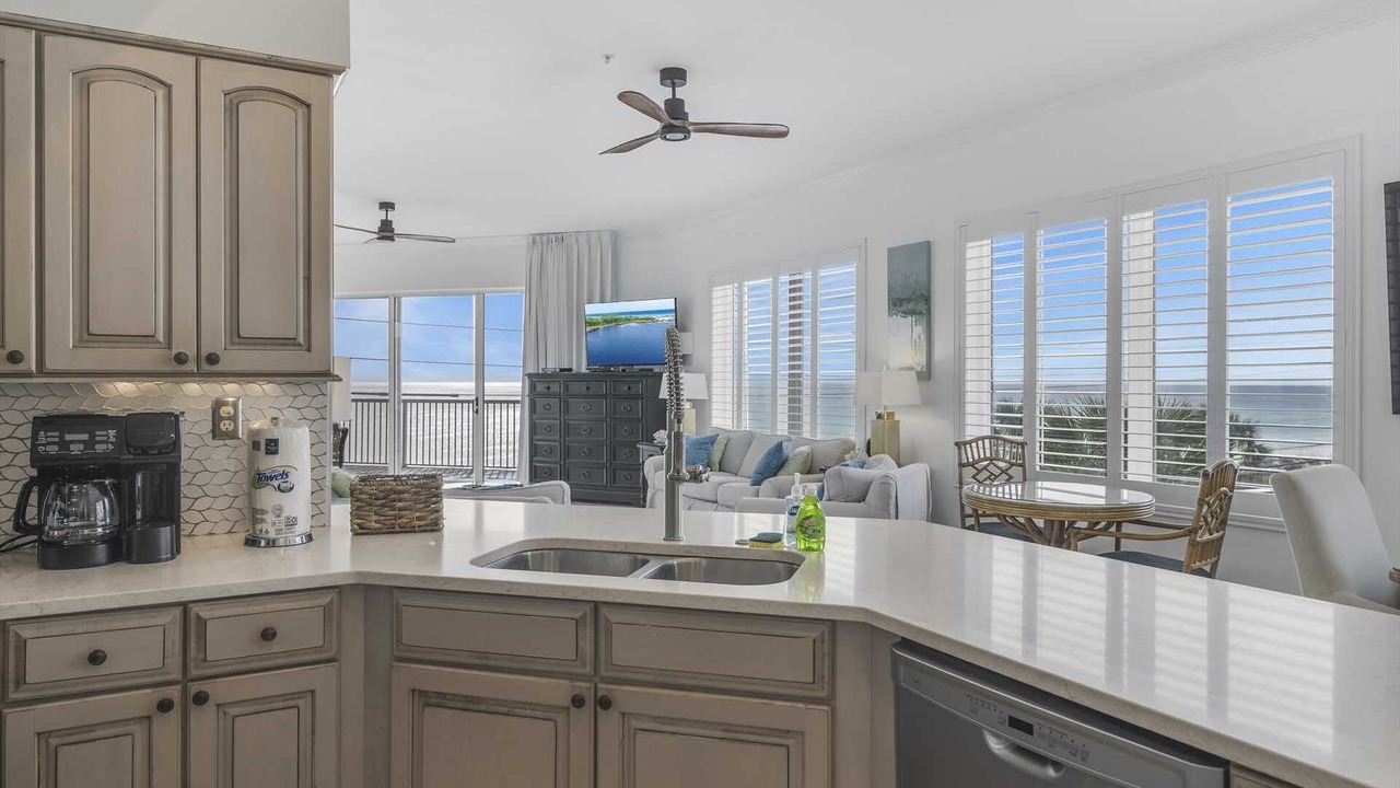Photo of Others in Avalon Beach Estates