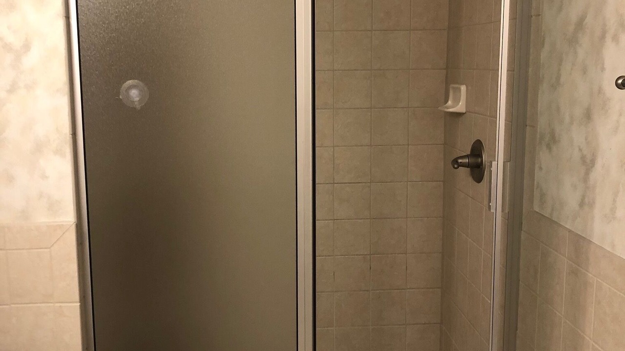 Photo of Bathroom in Glenbrook