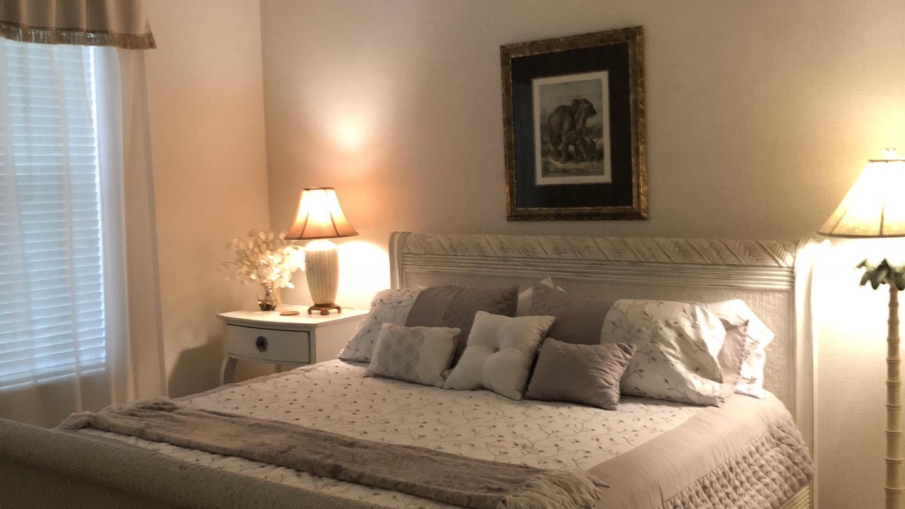 Photo of Bedroom in Glenbrook