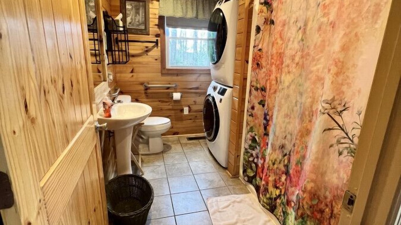 Photo of Bathroom in Bryant