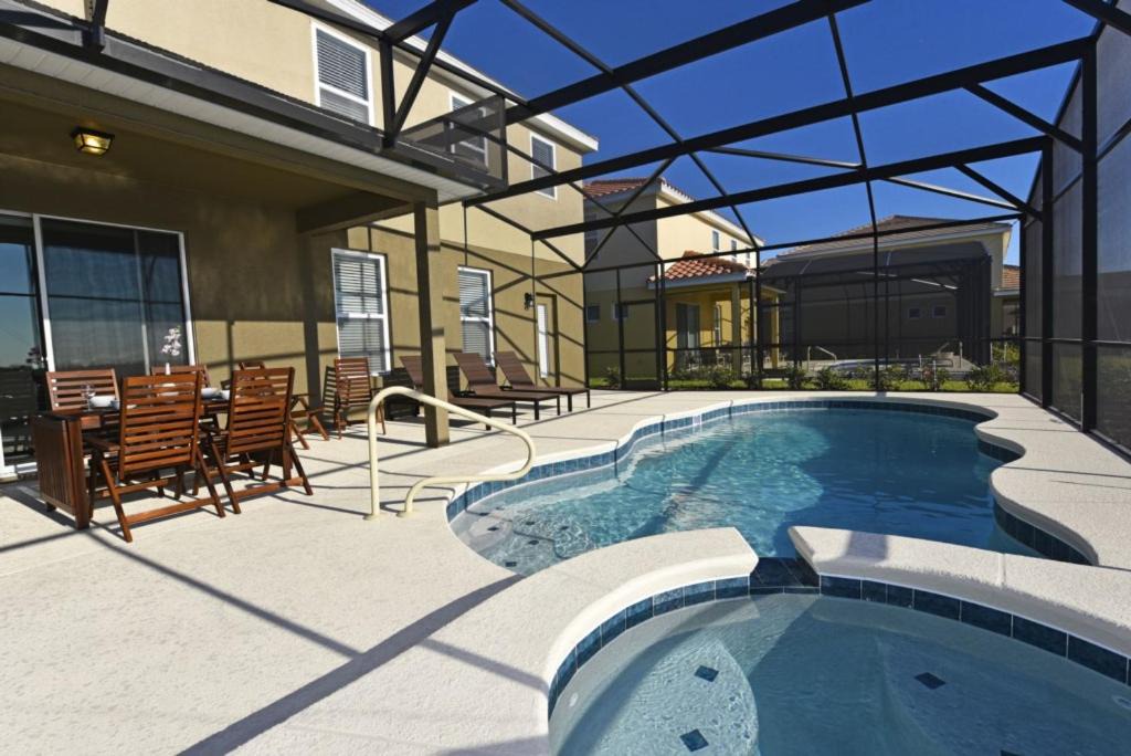 Photo of Outdoor in Davenport
