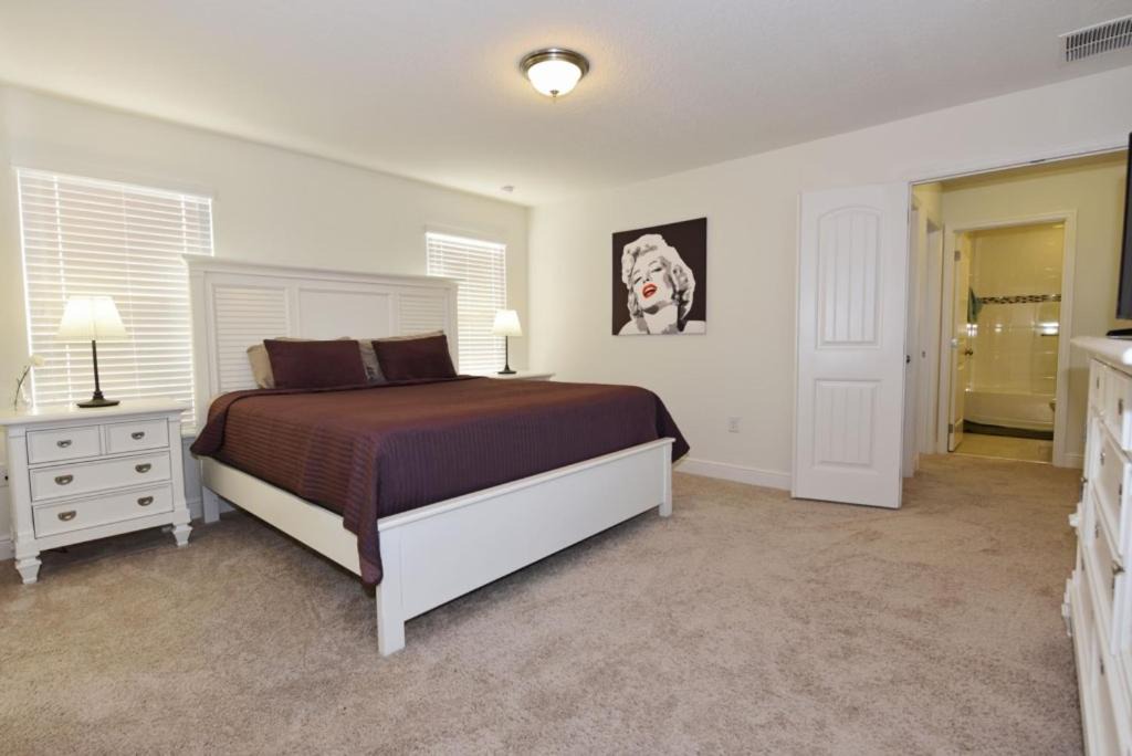 Photo of Bedroom in Davenport