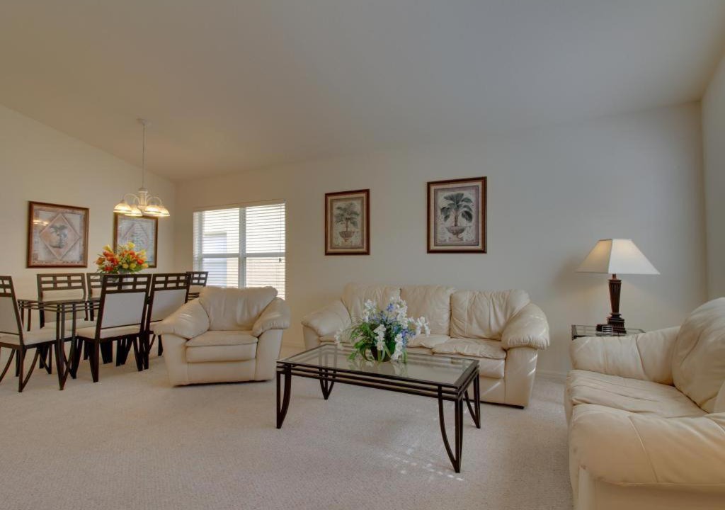 Photo of Livingroom in Biggar