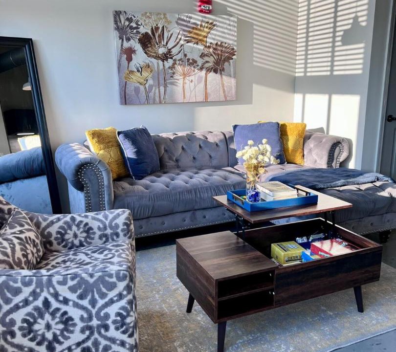 Photo of Livingroom in Uptown