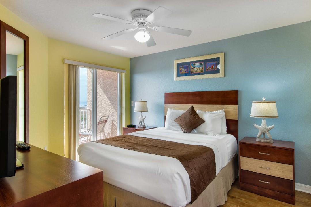 Photo of Bedroom in Treasure Island