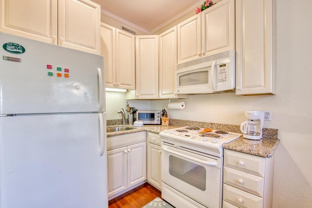 Photo of Kitchen in Lake Junaluska