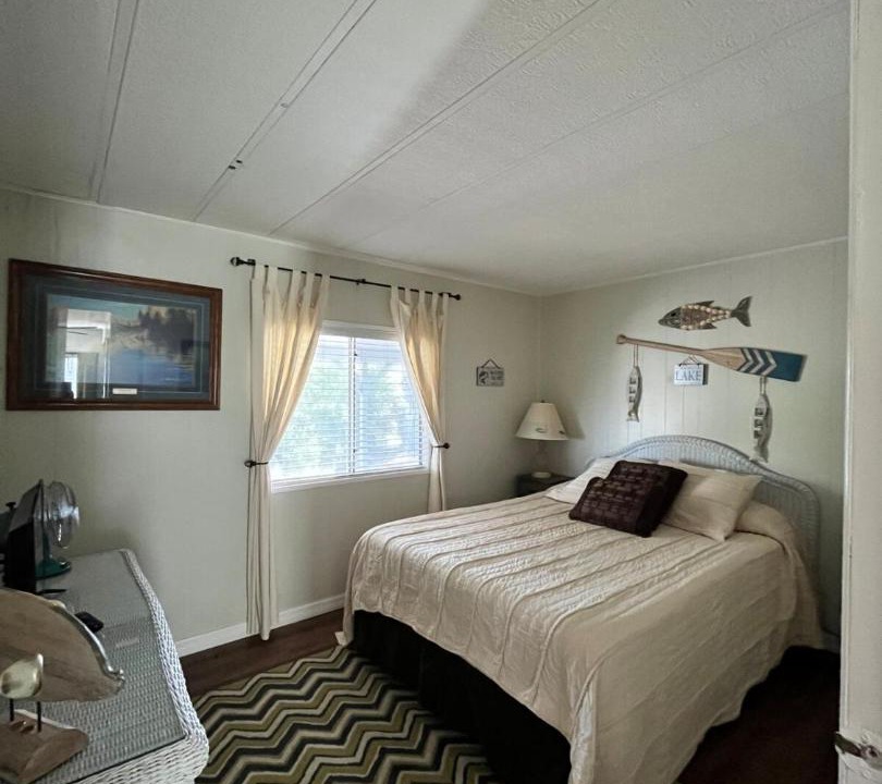 Photo of Bedroom in Buckhead Ridge