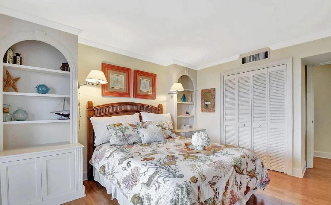 Photo of Bedroom in Palm Beach