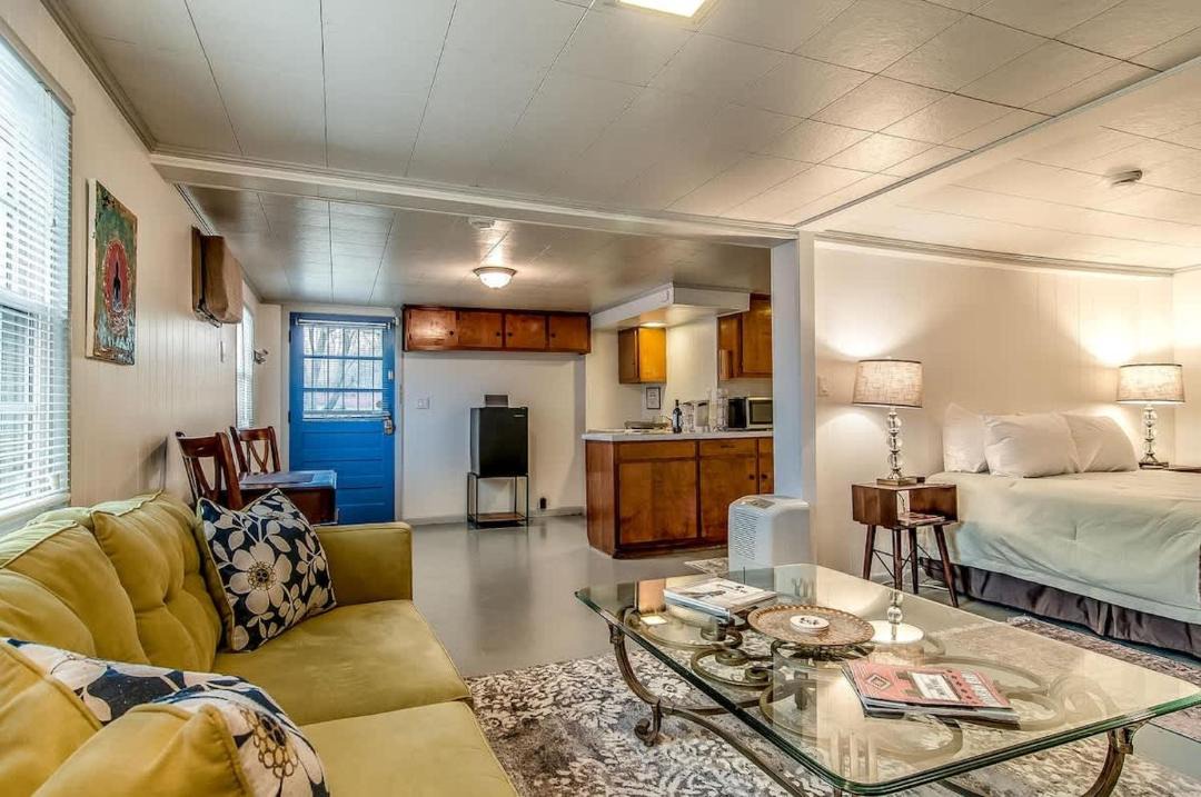Photo of Bedroom in Inglewood