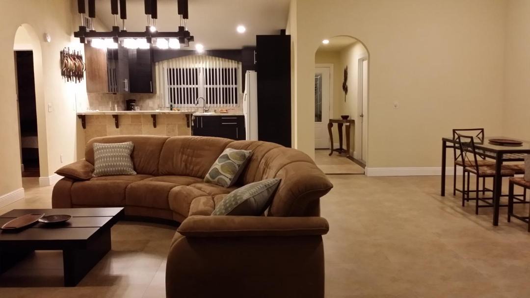 Photo of Livingroom in Fort Myers