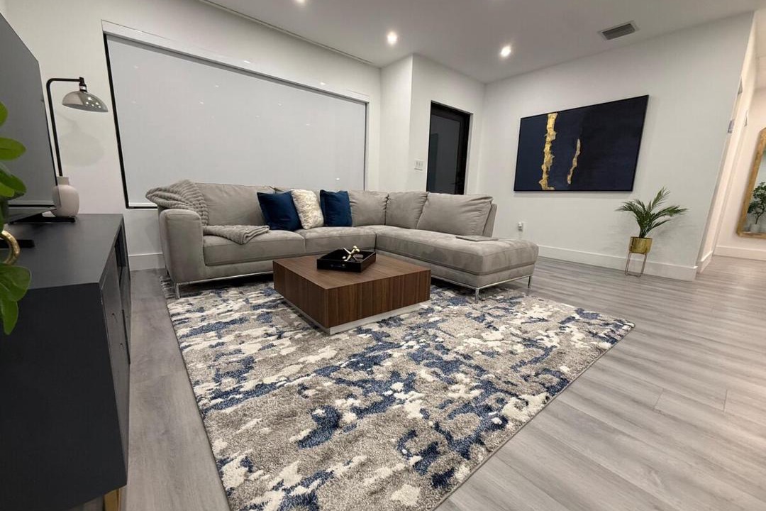 Photo of Livingroom in The Roads