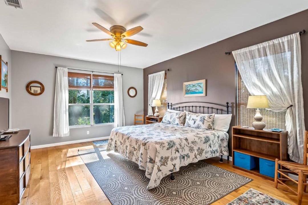 Photo of Bedroom in Panacea