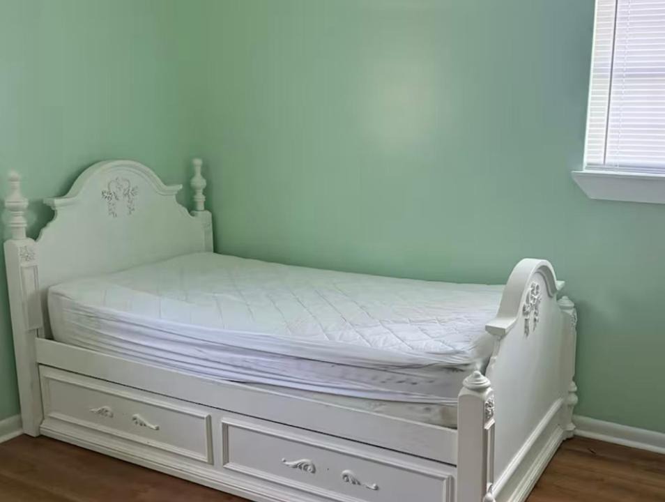 Photo of Bedroom in Blountstown