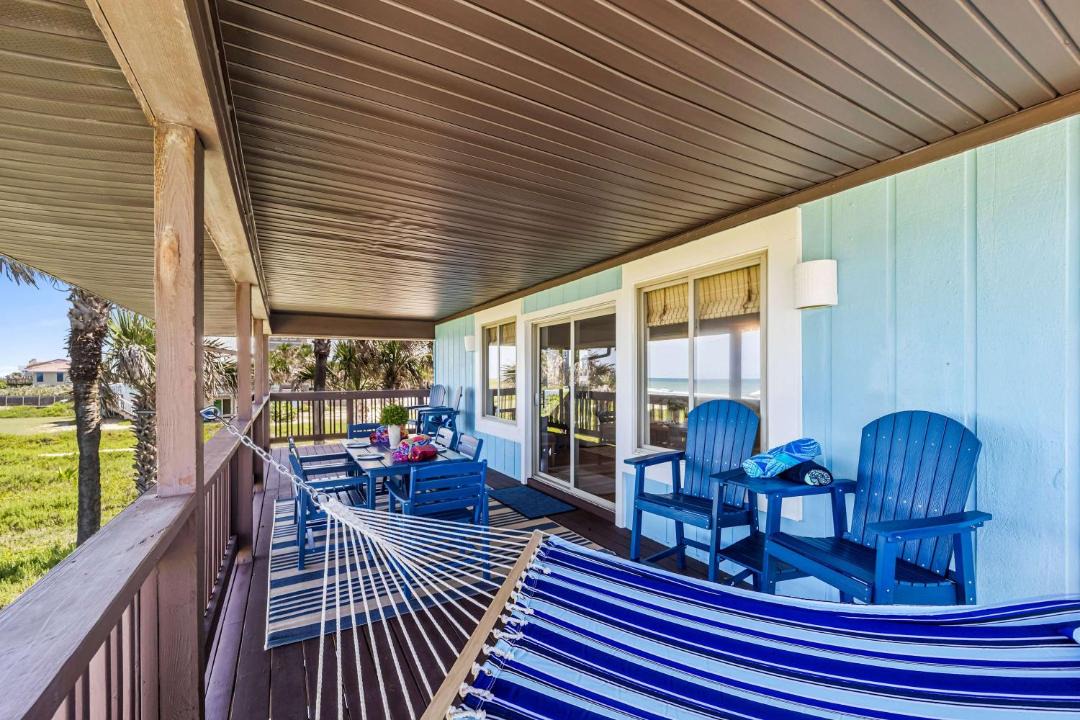 Photo of Patio Balcony in Marineland Acres
