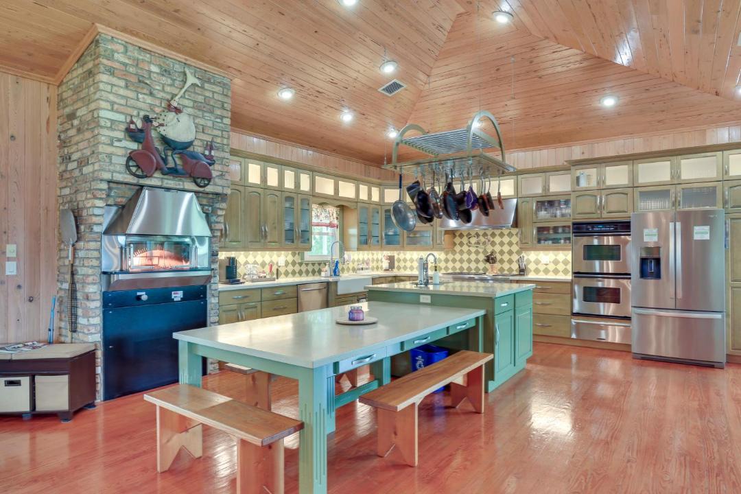 Photo of Kitchen in Okeechobee