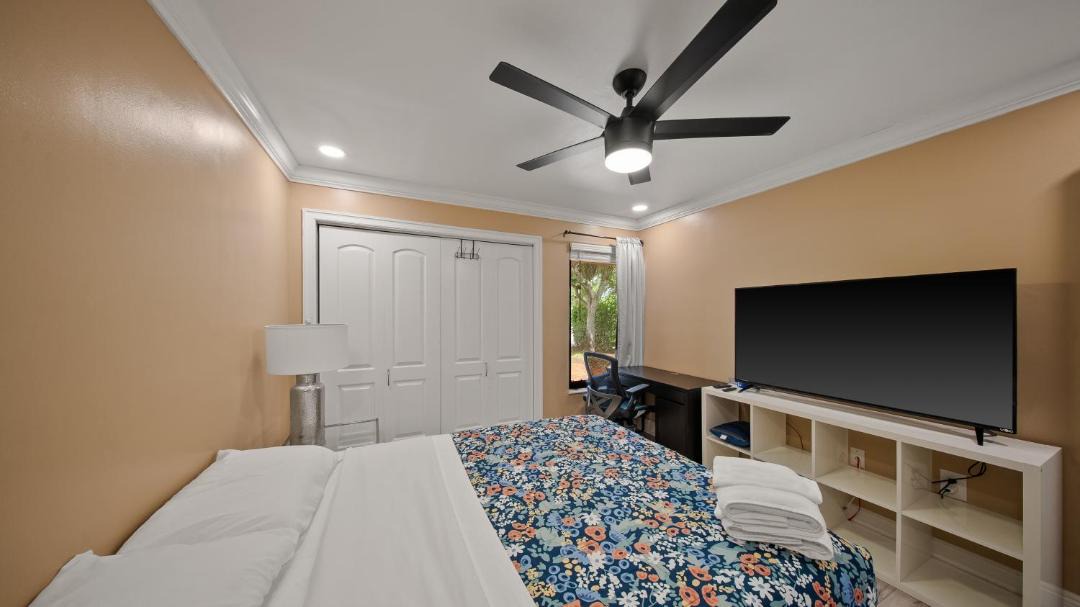 Photo of Bedroom in South Miami