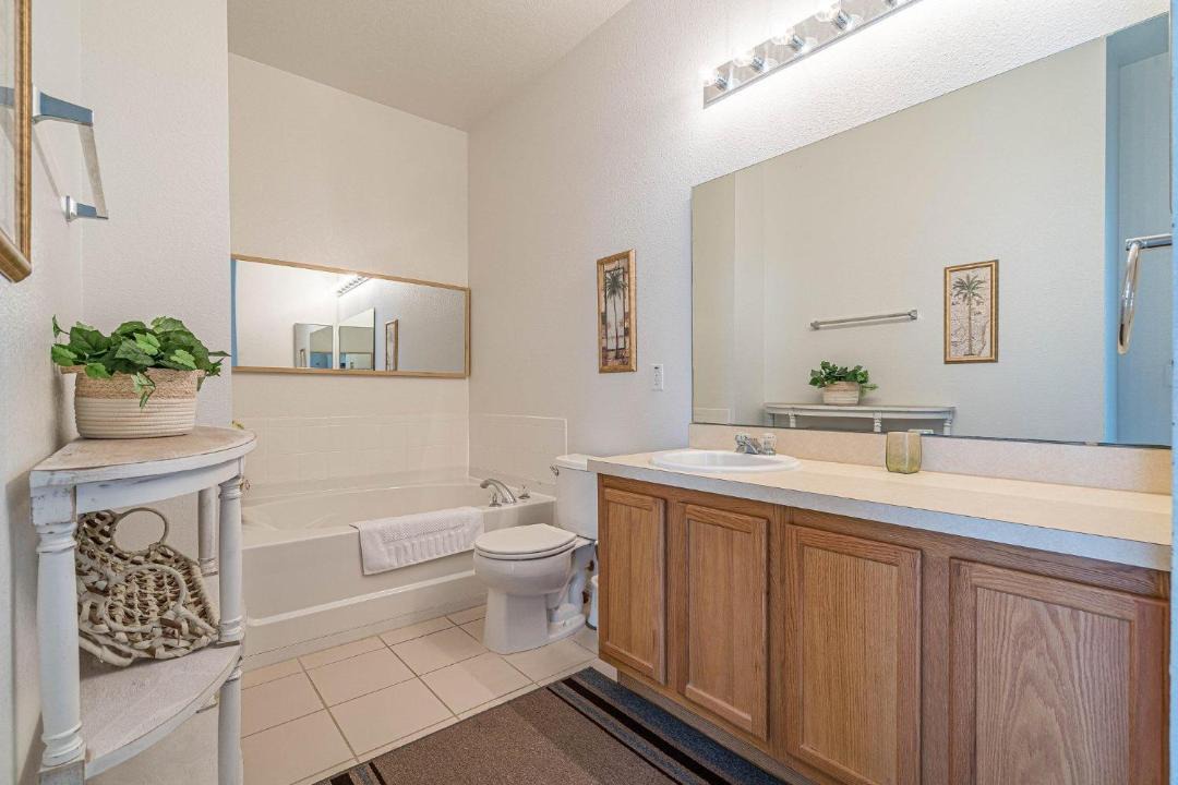 Photo of Bathroom in Windwood Bay
