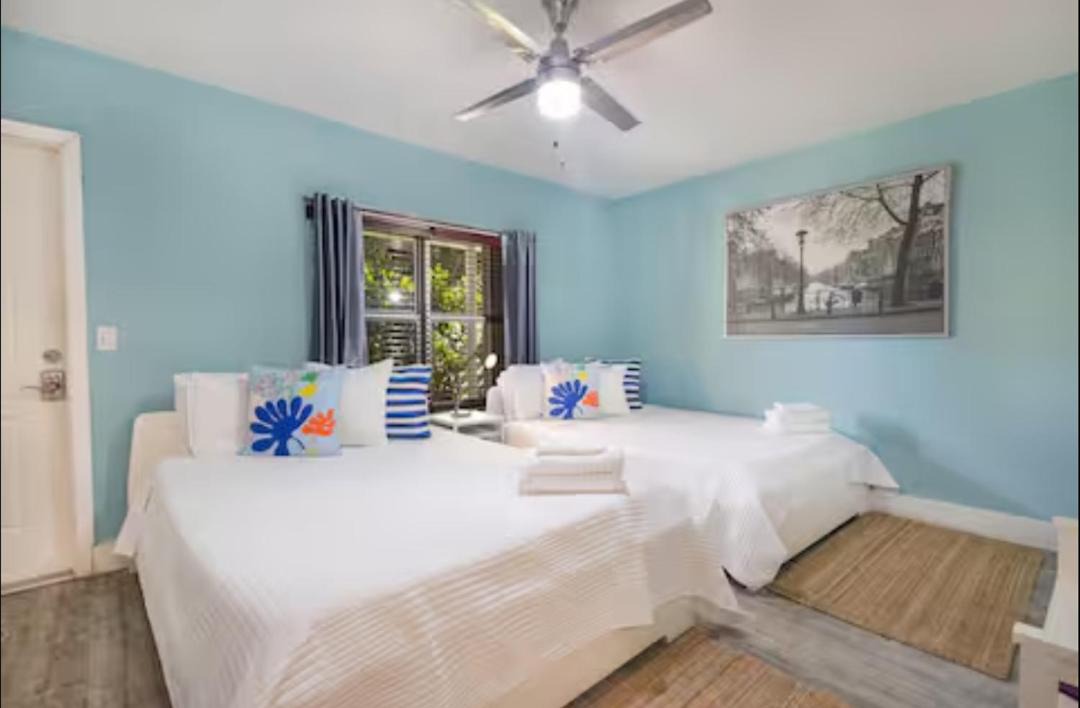 Photo of Bedroom in Edgewater