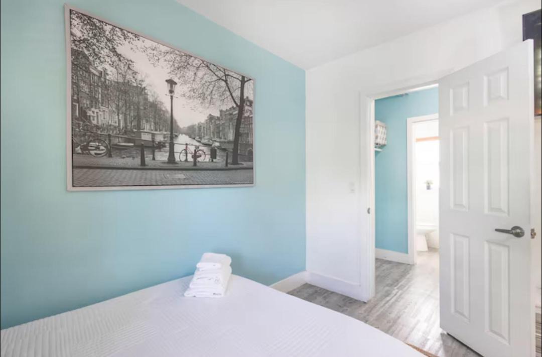 Photo of Bedroom in Edgewater